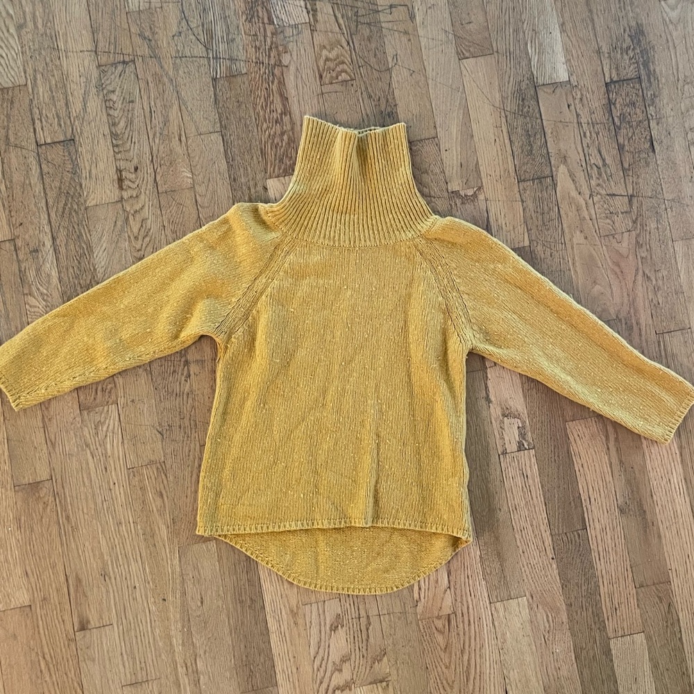 Women’s Mustard Yellow 3/4 sleeve Turtleneck Sweater
